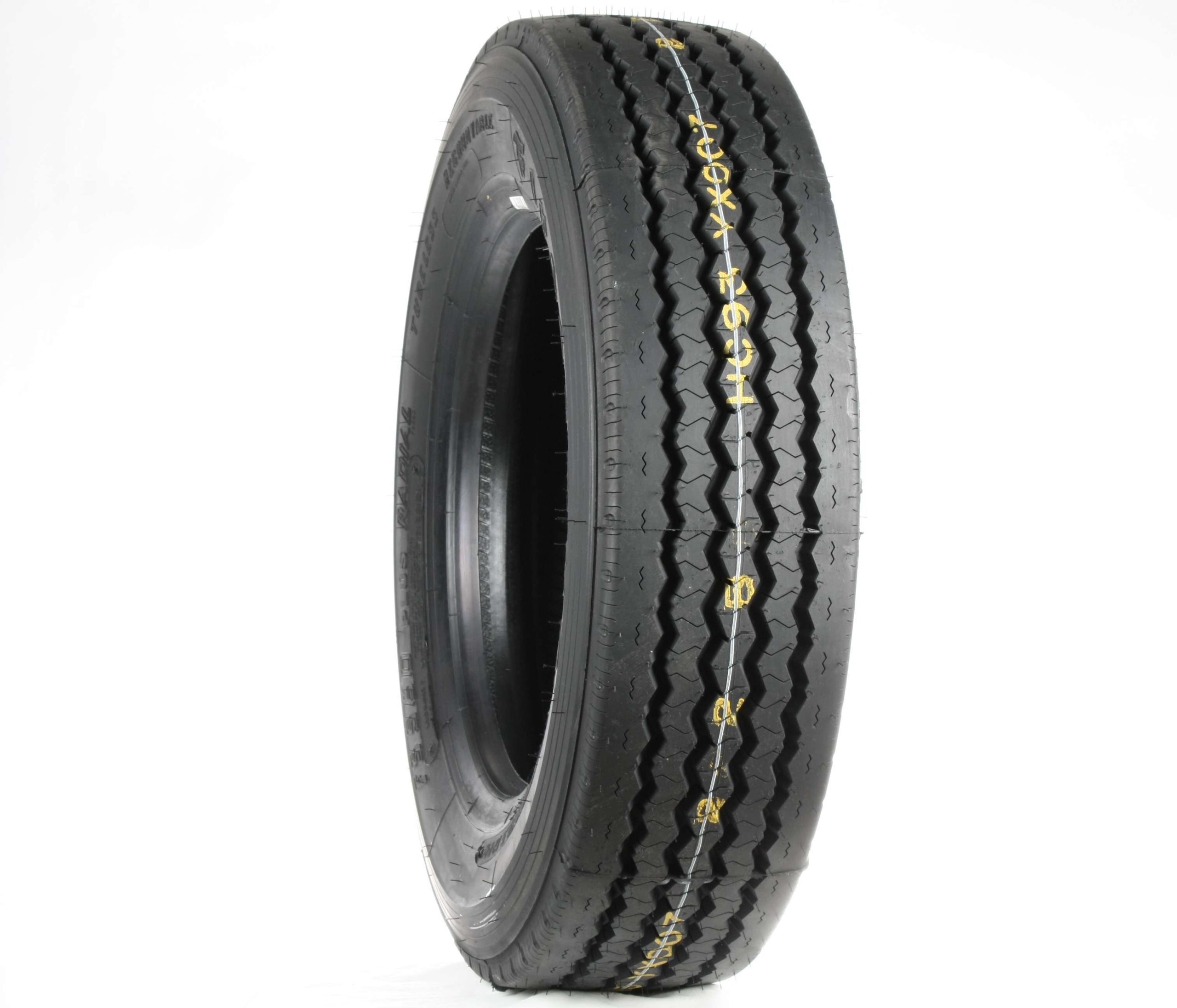Fs560 Plus Firestone FS560 Plus 255/70R22.5 H/16PLY – Lampang Truck Tires